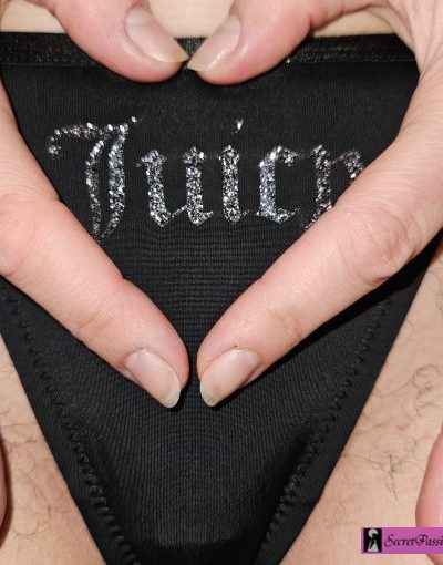 Rose's 'Juicy' Thong 🌹