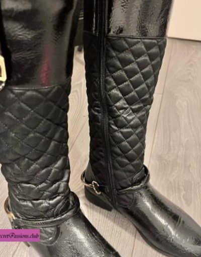 Worn Black Leather Boot🦶🏾