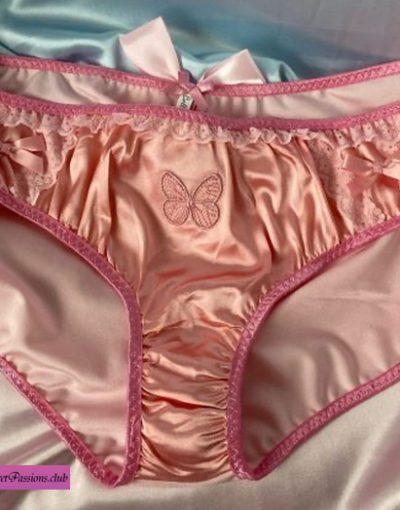 Luxurious Contrast Panties With Butterfly Motif + FREE GIFT!