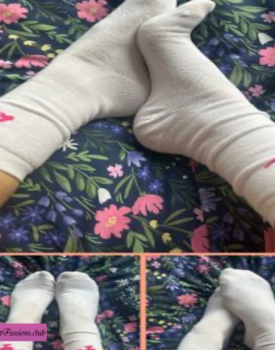 🤍“White Doll Step” – Worn White Barbie Socks