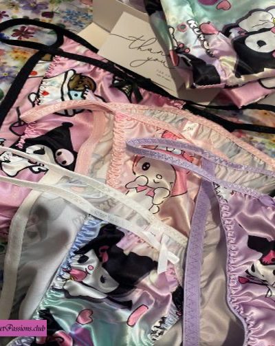 Gorgeous Kuromi Satin Multipack + FREE GIFT!