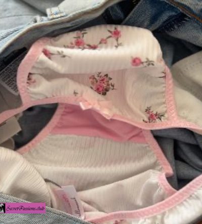 Pretty Cotton Panties + FREE GIFT!