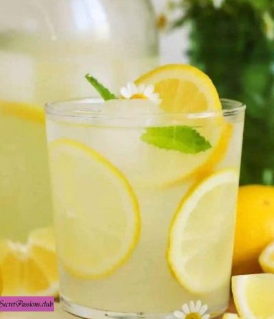 Eliza's Off-Menu Lemonade
